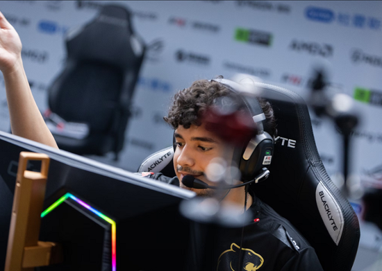 【快讯】LCK公布新赛季赛程+名单。Faker领衔T1 10人阵容