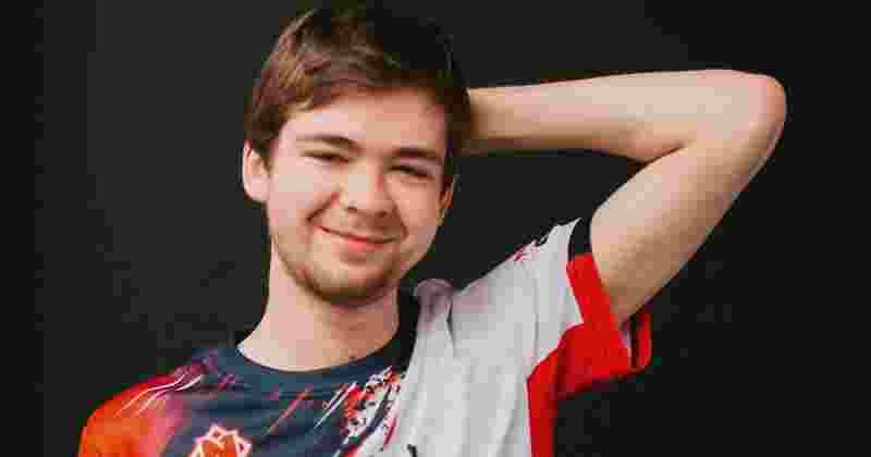 WE官方：上单 Cube 重返赛场并加入战队