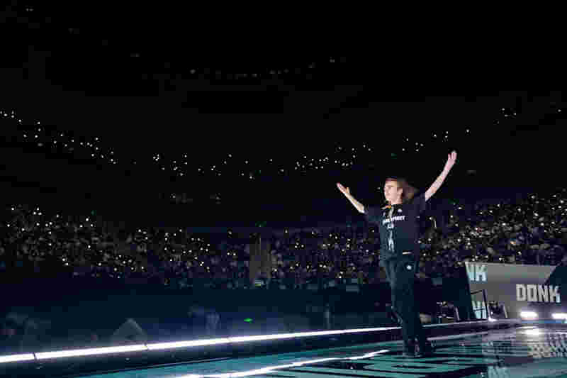 电竞比分网：英雄联盟S10 B组战，DWG第一，JDG第二，不会LPL内战吧？